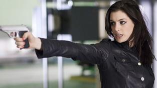 Kočičí ženu si V novém Batmanovi zahraje Anne Hathaway