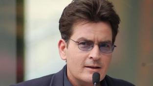 Charlie Sheen se objeví v novém televizním seriálu
