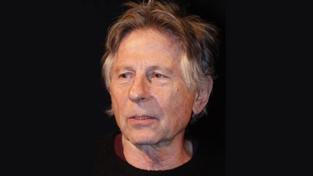 Režisér Polanski se po ukončení domácího vězení vydal na koncert manželky 