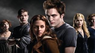 Filmové pokračování upíří ságy Stmívání bude v roce 2011