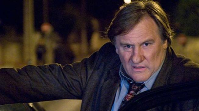 Depardieu se vymočil v letadle mimo toalety