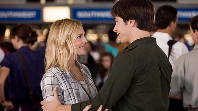 O úskalích vztahu na dálku vypráví komedie Dál než se zdálo