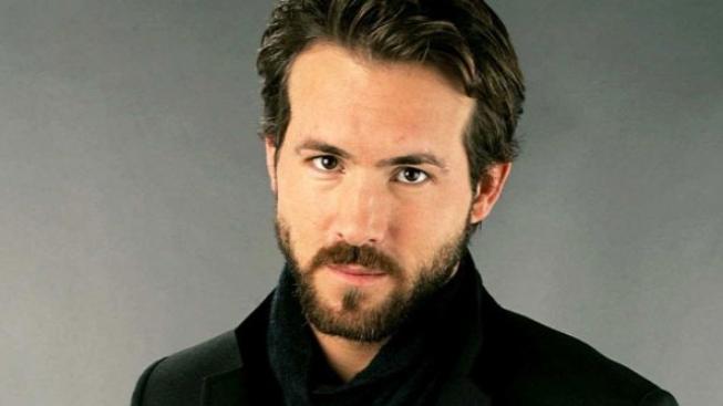 Podle časopisu People je herec Ryan Reynolds nejvíc sexy mužem světa 