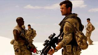 Josh Duhamel, známý z filmu Transformers, byl vykázán z letadla