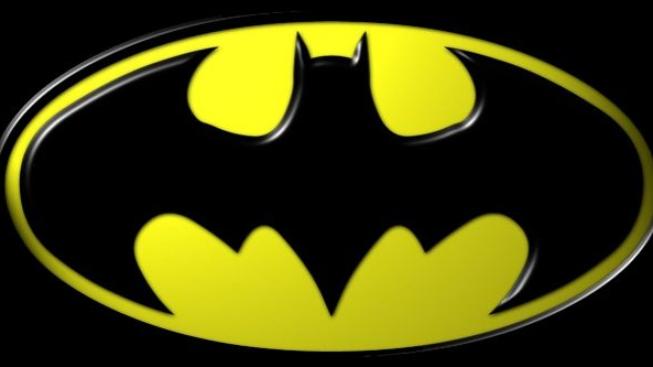 Batman by prý létat mohl, ale při přistání by zřejmě zemřel