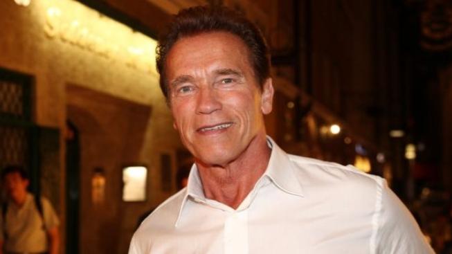 Schwarzenegger se v novém westernu objeví jako šerif