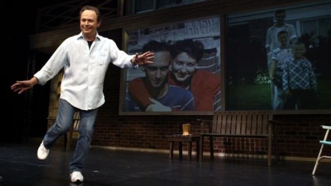 Předávání Oscarů bude místo Murphyho uvádět Billy Crystal