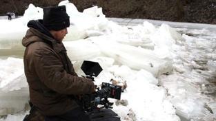 Skončilo obtížné natáčení zimních scén Cesty do lesa
