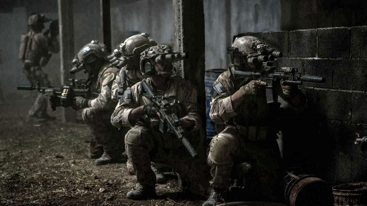 30 minut po půlnoci - recenze