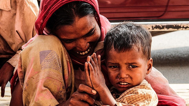 Fulmaya, děvčátko s tenkýma nohama