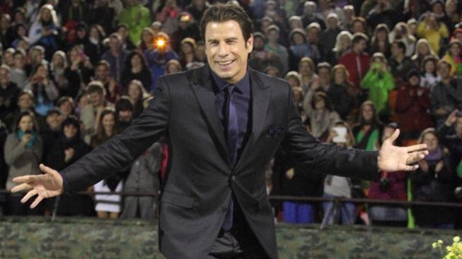Travolta dostal Křišťálový glóbus, začal tak karlovarský festival