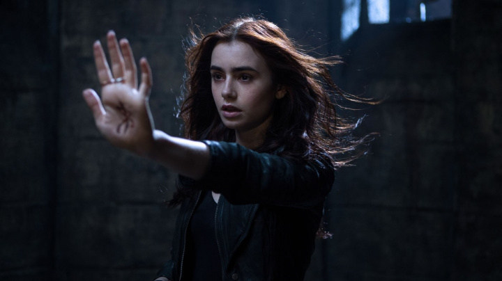 Pět věcí, které nesmí chybět v žádné fantasy pro teenagery