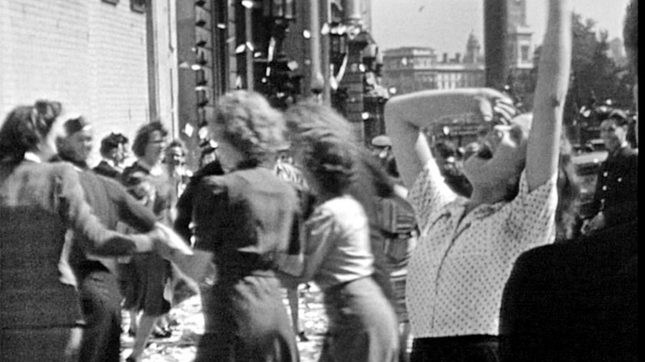 The Spirit of '45 - recenze britského dokumentu