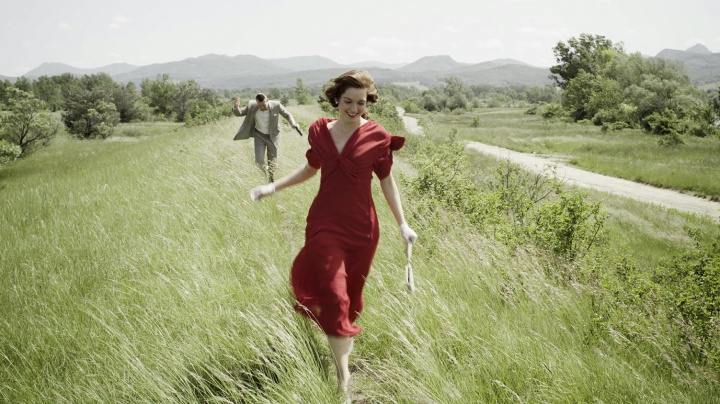 V tichu - recenze filmu o hudebnících poznamenaných válkou