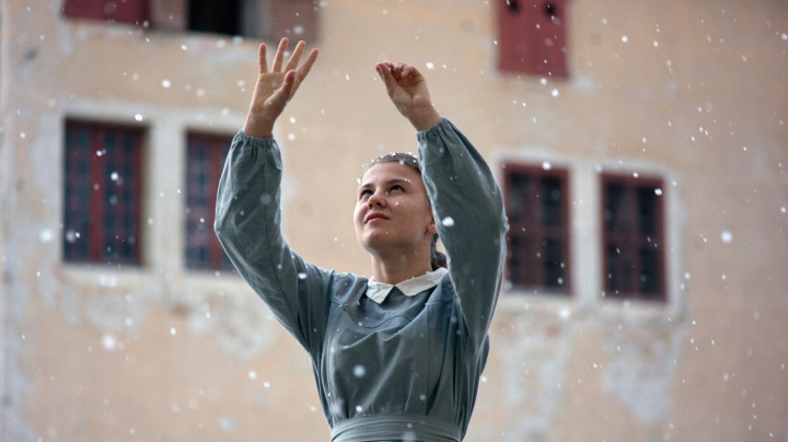 Příběh Marie - recenze francouzského dramatického filmu o nevidomé dívce z 19. století