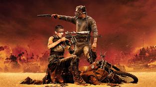 Nejnovější Mad Max je podle kritiků nejlepším filmem roku 2015