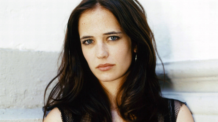 6 nejlepších bond girls: akční hrdinky i dámy v nesnázích