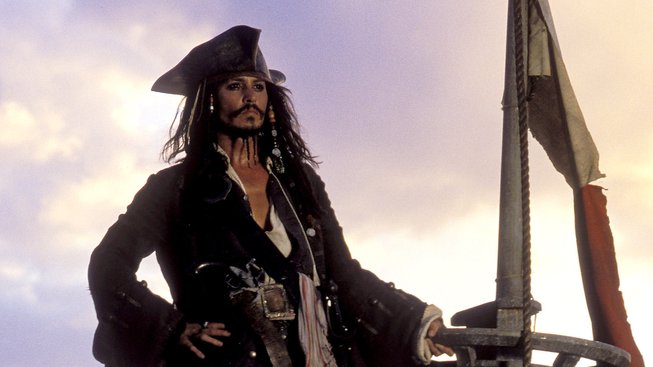 Podívejte se jak skutečný Jack Sparrow vítal návštěvníky Disneylandu