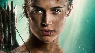 Na druhém plakátu k Tomb Raiderovi má Lara Croft už normální krk
