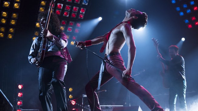 Bohemian Rhapsody neuspěl u kritiků, ale kina válcuje neskutečným způsobem
