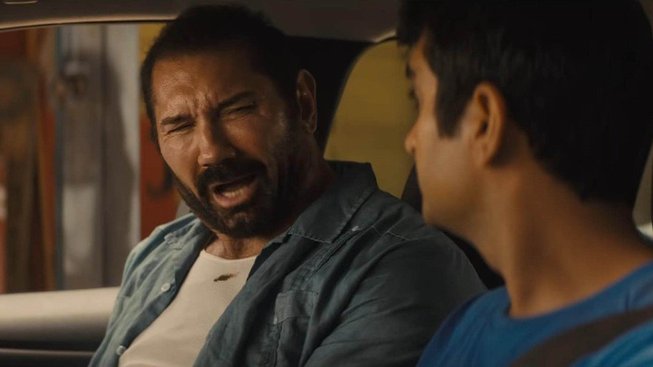 Dave Bautista a Uber: akční komedie Spolujízda se představuje prvním trailerem