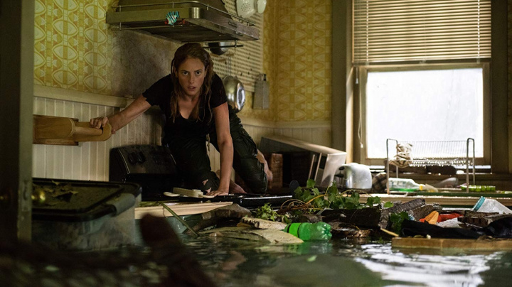 Recenze: Kořist – hororový napínák od mistrů žánru