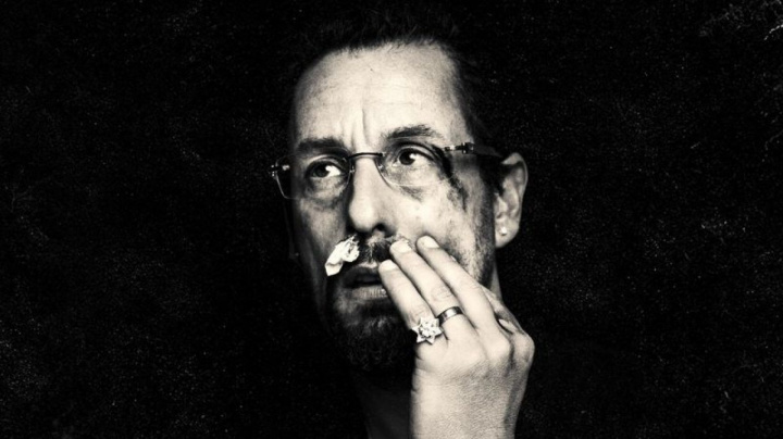 Adam Sandler se v Uncut Gems promění z komedianta v hazardujícího zločince