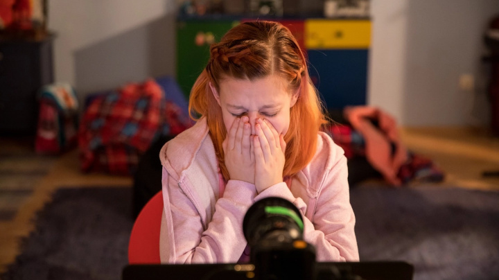 Celovečerní dokument V síti jde do kin ve dvou verzích