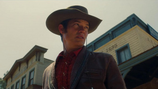 Druhou sezónu Mandaloriana rozšíří i Timothy Olyphant