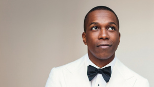 Natáčení Na nože 2 je na spadnutí, k hercům se teď přidal i Leslie Odom Jr.