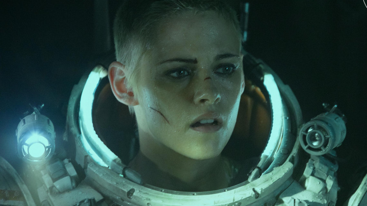 Kristen Stewart, Josh O'Connor a Elle Fanning si střihnou novou verzi italského psychologického dramatu