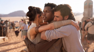John Boyega by se možná rád vrátil do Star Wars