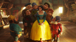 Disney odkládá hranou Sněhurku a sedm trpaslíku až na rok 2025