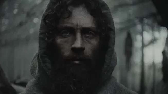 Středověký Werwulf míří do vod groteskního, znepokojivého hororu, evokuje nejvíc Čarodějnici