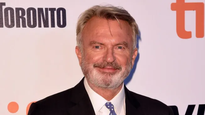 Už žádné příspěvky o jeho ovcích. Zemřel Sam Neill, hvězda Jurského parku či Piána