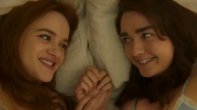 Joey King a Maisie Williams