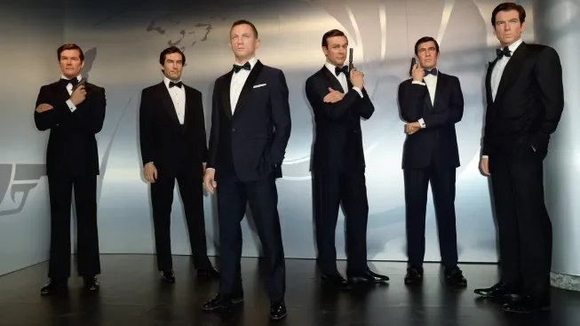 Daniel Craig je Bondem už 20 let. Podívejte se, kdo všechno před ním nosil číslo 007