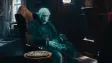 Johnny Depp míří do českých kin. Vánoční koleda se vrací jako gotická duchařina