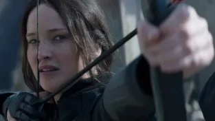 Jennifer Lawrence míří do vesmíru. Tentokrát pod vedením novodobého mistra hororu