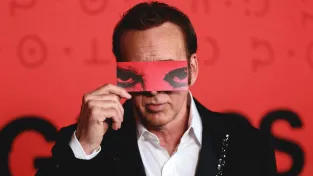 Nicolas Cage rozpoutá krvavou řež v zapadlém bistru