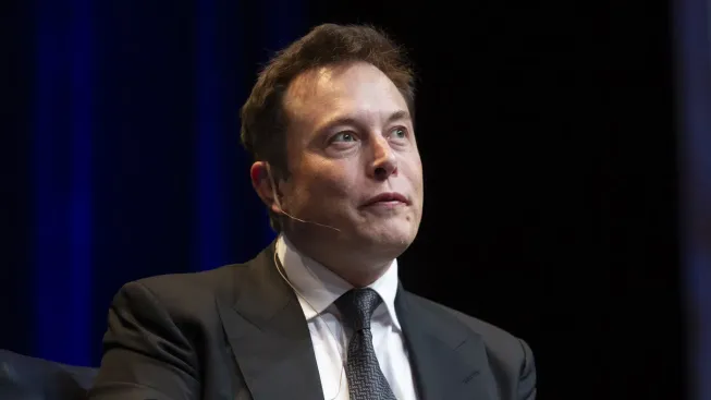 Elon Musk chtěl překonat Nolanovu Odysseu pomocí AI. První díl sklidil posměch